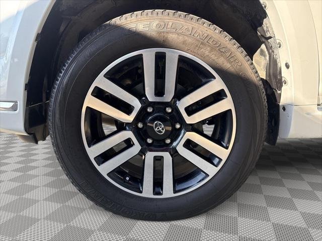 Certified Used 2024 Wind Chill Pearl Toyota Limited image 43