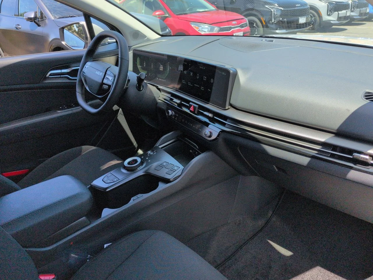 New 2026 Wolf Gray Kia S image 30
