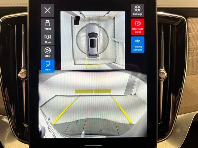 2026 Volvo XC90 Ultra - Photo 18