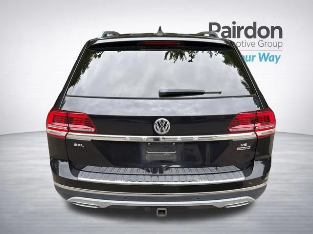 Used 2019 Deep Black Volkswagen SEL Premium image 6