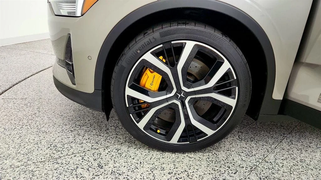 Used 2022 Moon Polestar Long Range Dual Motor w/ Performance Pkg & Pilot Pkg image 9