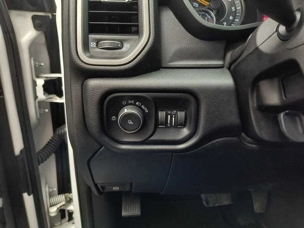 Used 2019 Bright White Clearcoat Ram Tradesman image 16