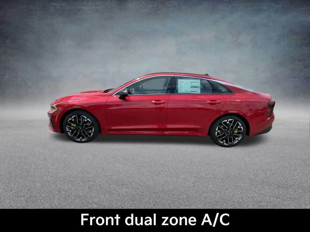2026 Kia K5 GT - Photo 13