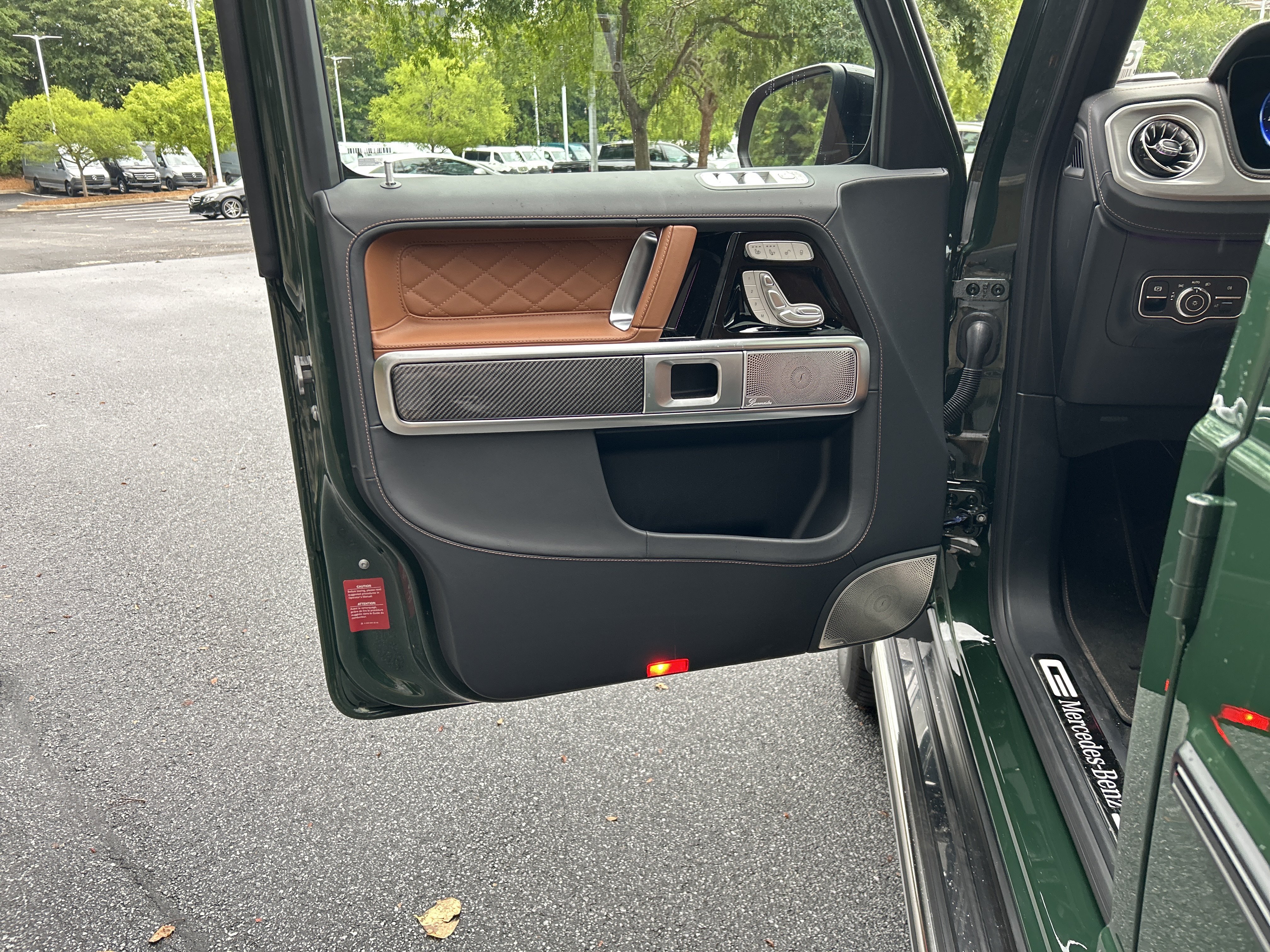 New 2026 MANUFAKTUR Deep Green Non-Metallic Mercedes-Benz G 580e SUV image 15