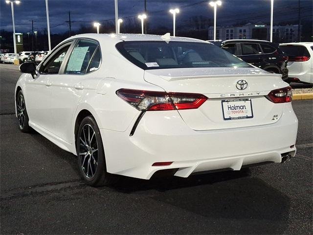 Certified Used 2022 White Toyota SE image 5