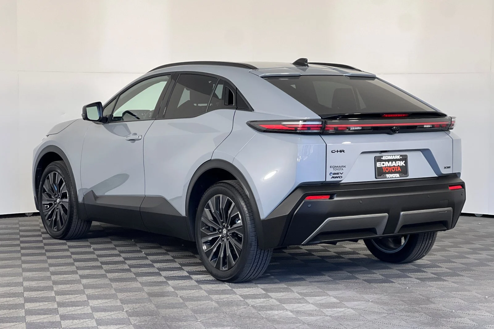 Certified Used 2026 Cement Toyota XSE image 5