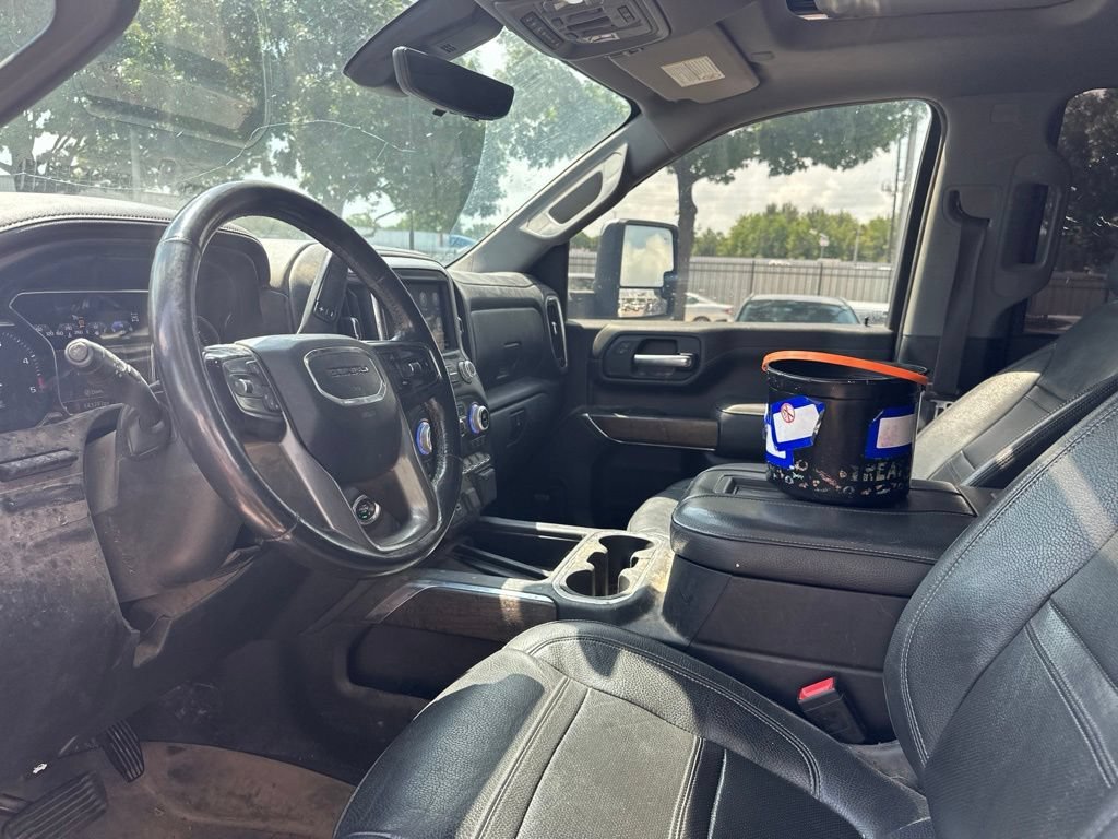 Used 2021 Ebony Twilight Metallic GMC Denali image 7