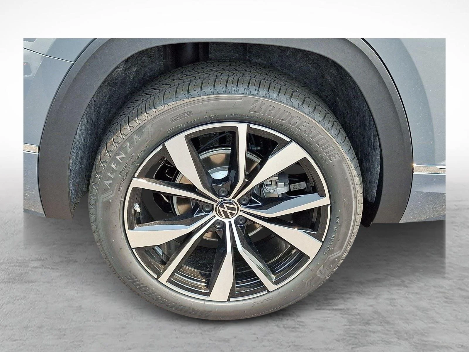 New 2026 Pure Gray Volkswagen 2.0T SEL Premium R-Line image 7