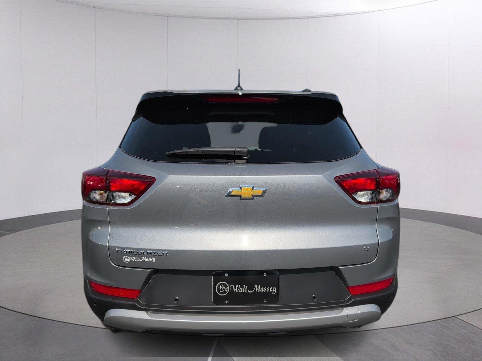 New 2026 Sterling Gray Metallic Chevrolet LT image 6
