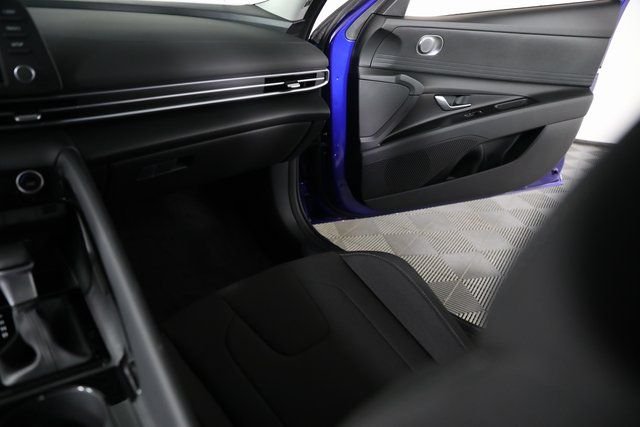 2025 Hyundai Elantra Blue - Photo 23