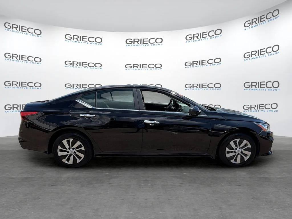 Certified Used 2020 Black Nissan 2.5 S image 8
