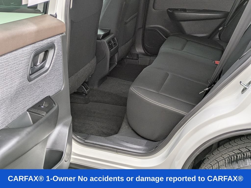 Used 2023 White Nissan S image 26