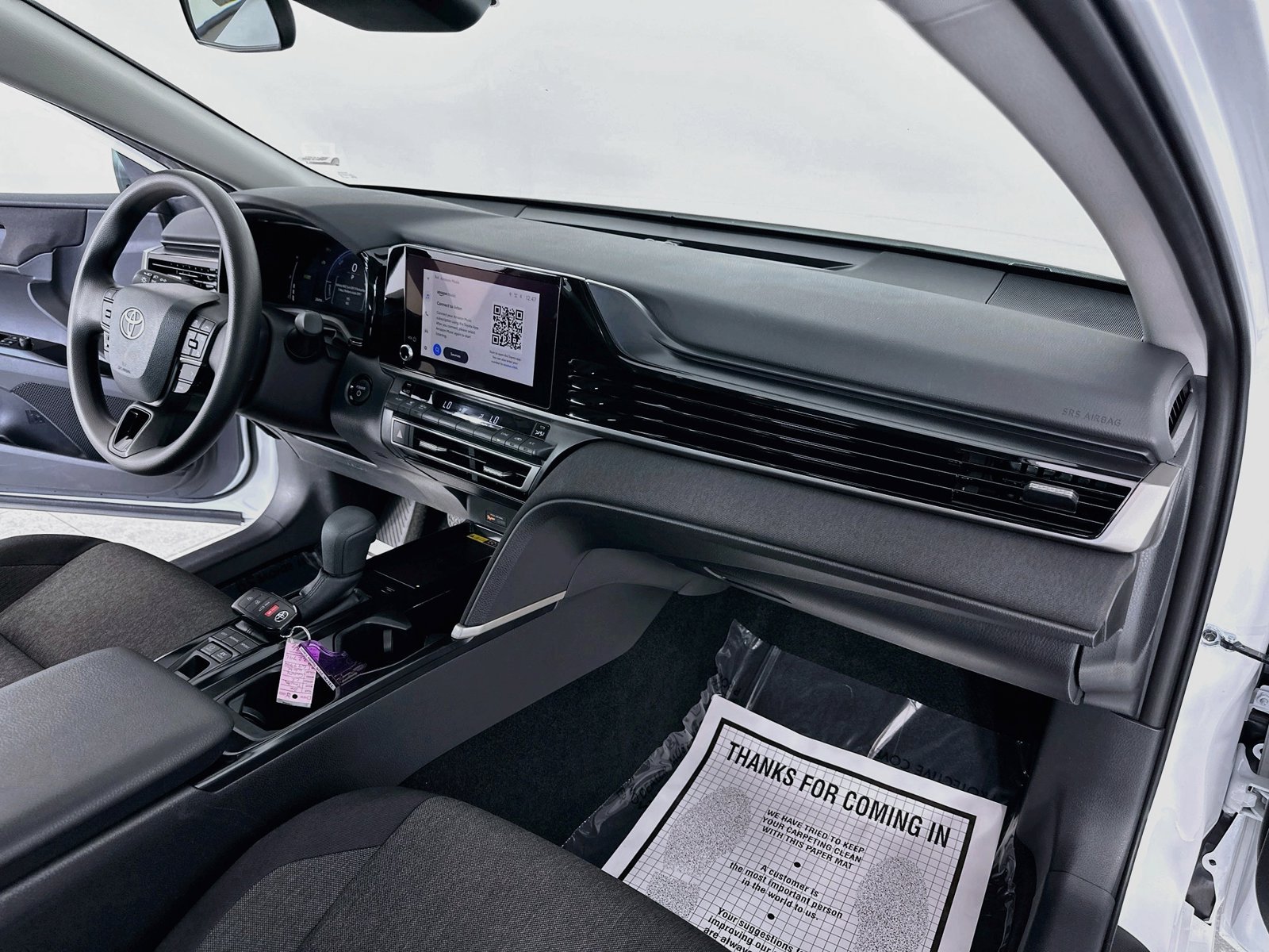 2026 Toyota Camry LE - Photo 31