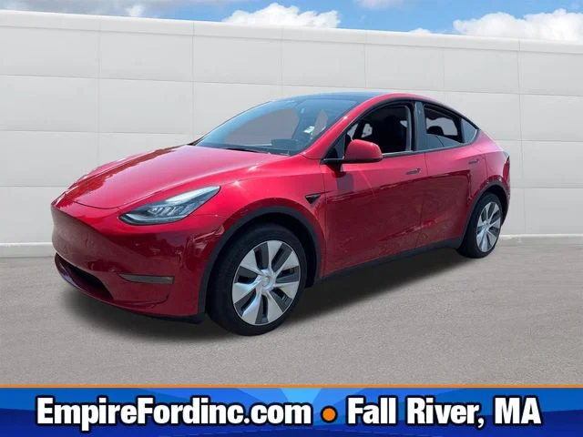 Used 2022 Red Tesla Long Range image 1