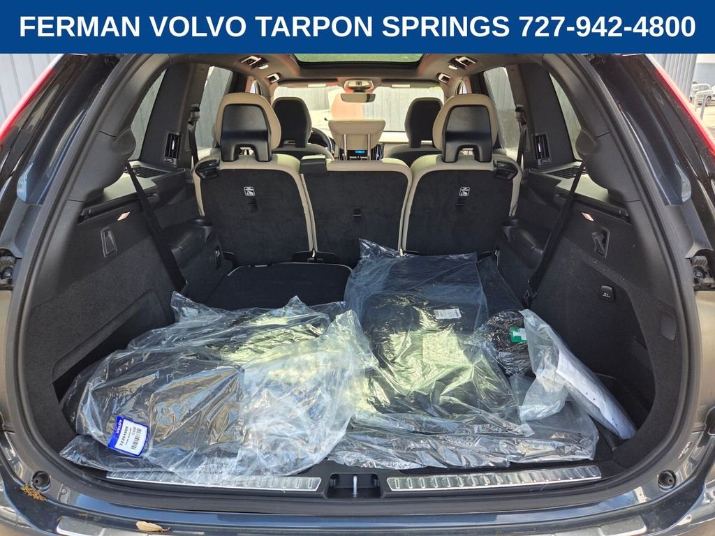 2026 Volvo XC90 Plus - Photo 18