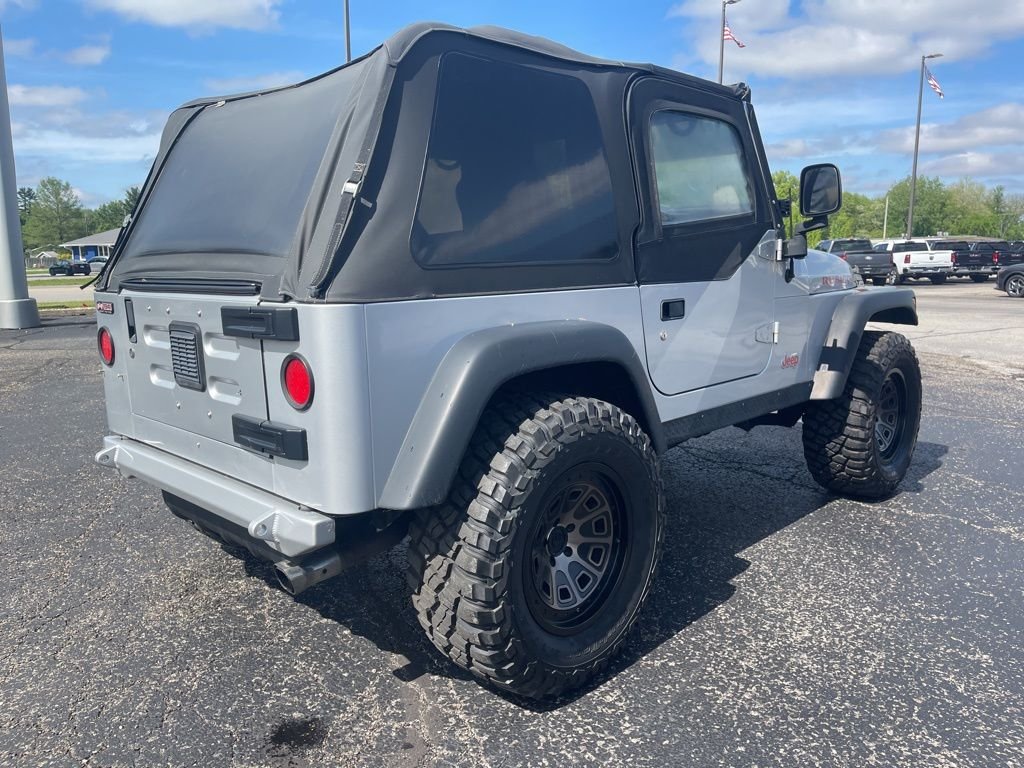 Used 2006 Silver Jeep Rubicon image 7