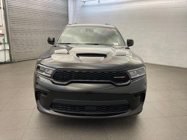 New 2026 Diamond Black Clear-Coat Exterior Paint Dodge GT PLUS image 6