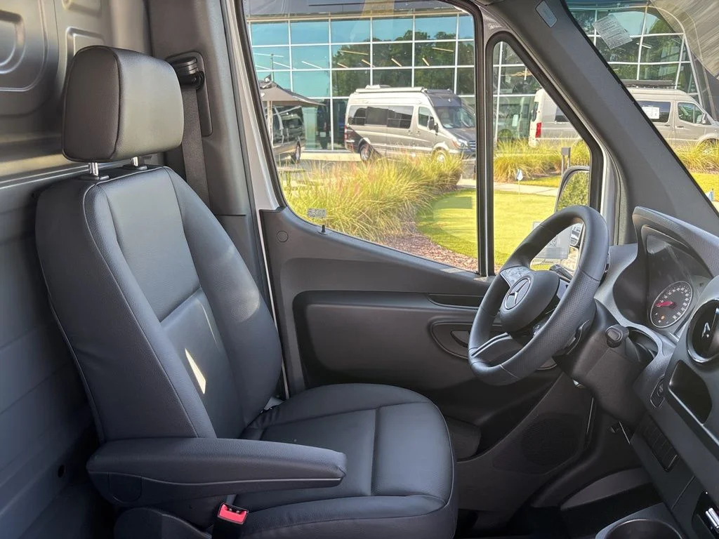 New 2026 Arctic White Mercedes-Benz w/ Ranger Shelf Pkg image 23