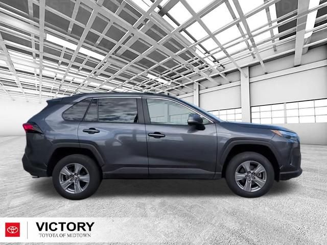 Certified Used 2024  Toyota XLE image 2