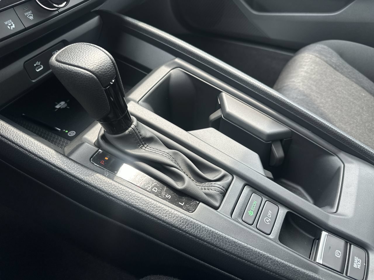 New 2026 Urban Gray Pearl Honda SE image 19