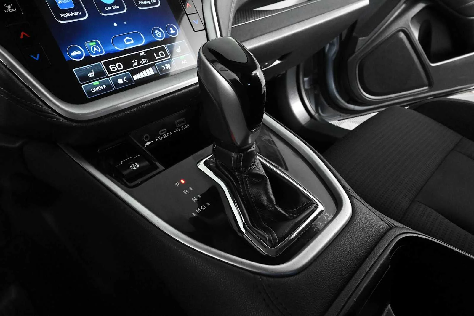 Used 2023 Ice Silver Metallic Subaru Premium image 25