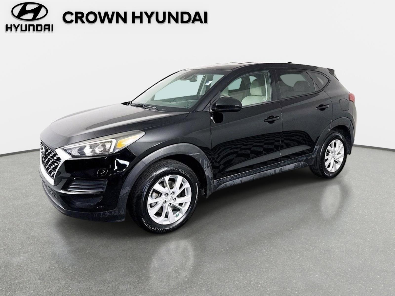 Used 2019 Black Noir Pearl Hyundai SE image 1