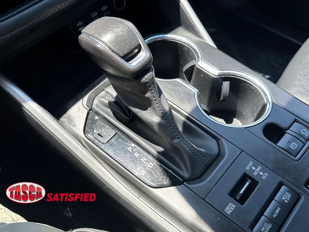 Used 2022 Gray Toyota XLE image 29