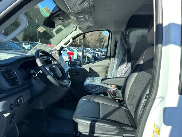 New 2026 Oxford White Ford Cargo Van image 11