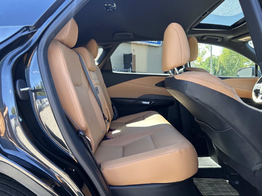Used 2023 Black Lexus 350 Premium image 16