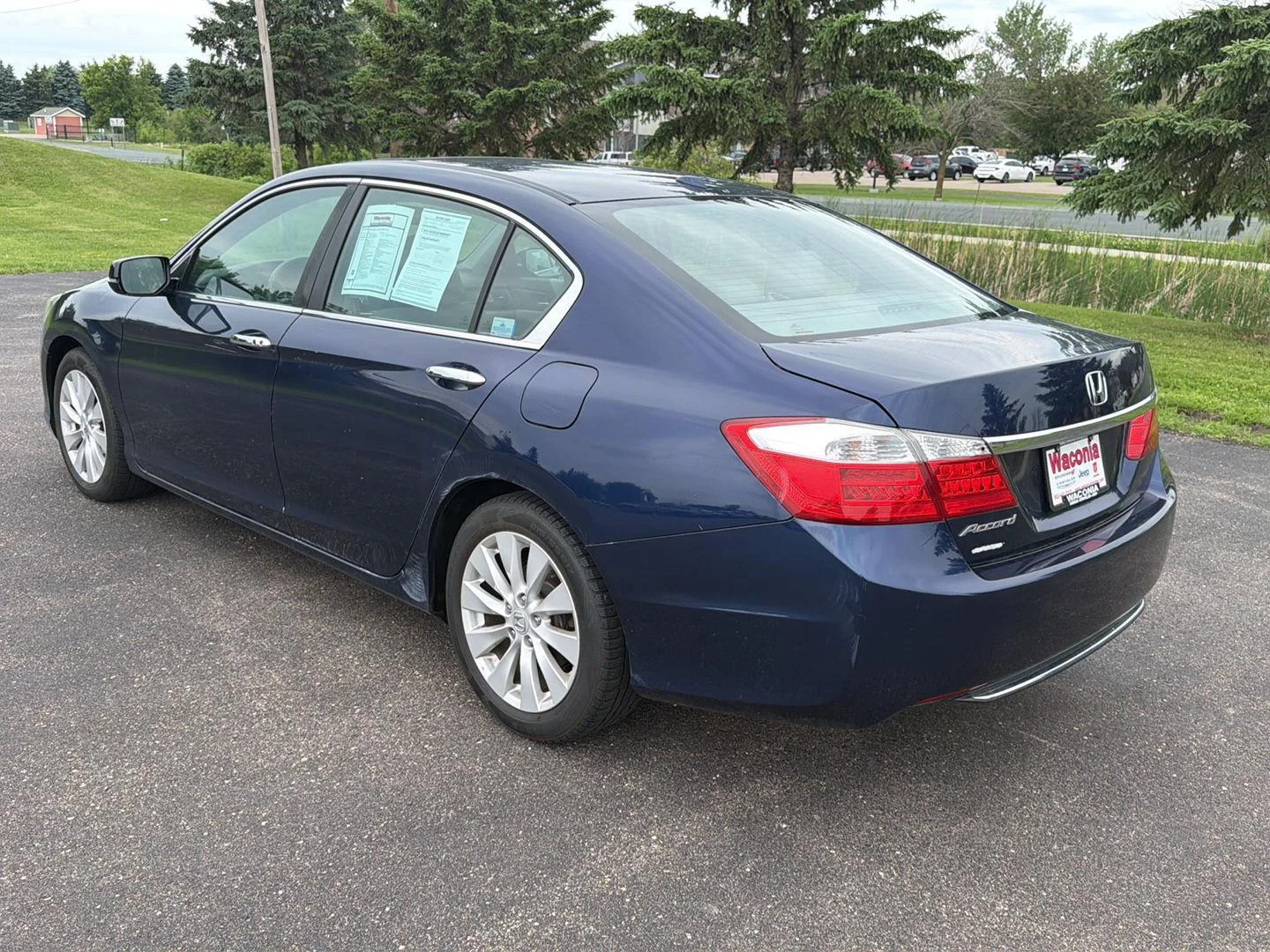 Used 2014 Obsidian Blue Pearl Honda EX-L image 5