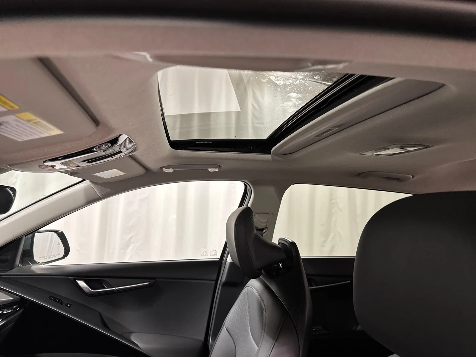 New 2026 Cityscape Green Kia Wave image 23