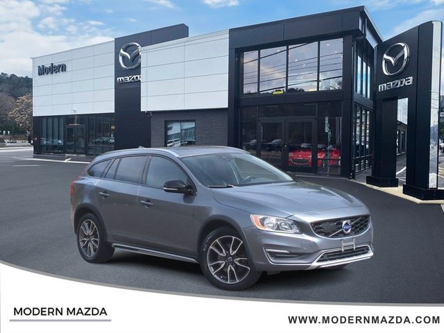 2016 Volvo V60 Cross Country T5