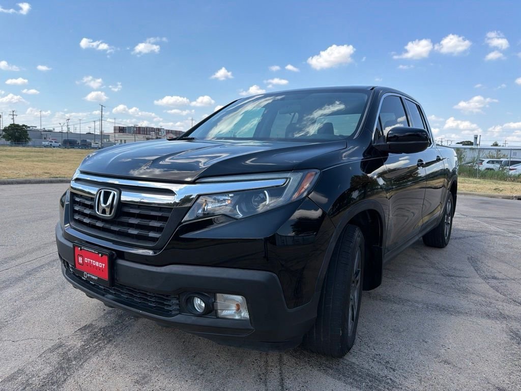 Used 2017 Black Honda RTL image 1