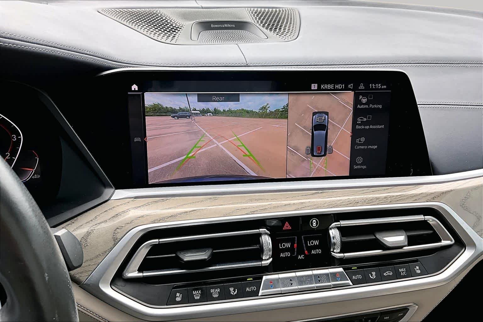 Used 2019 Arctic Gray Metallic BMW xDrive50i image 27