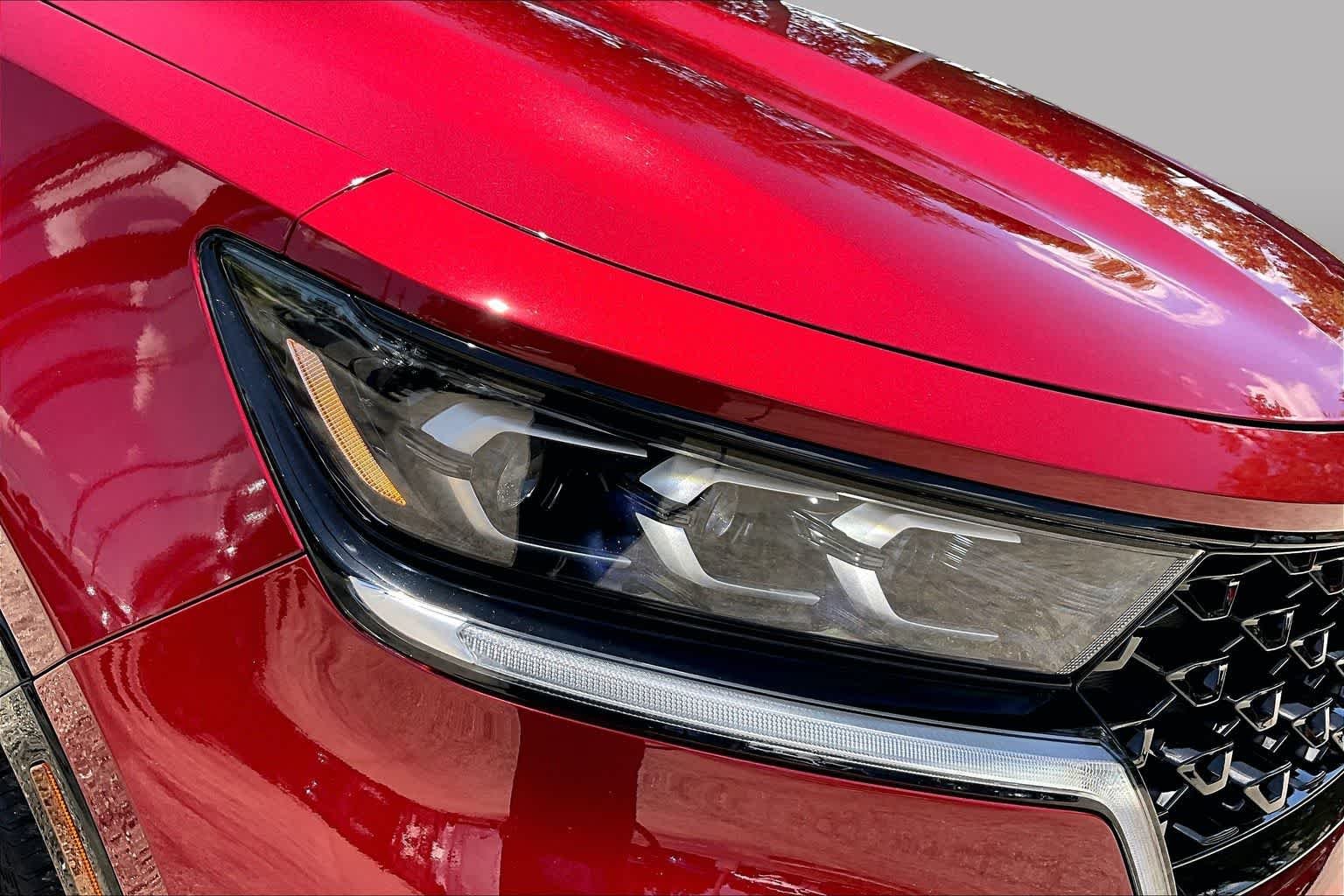 Used 2023 Passion Red Kia SX image 28