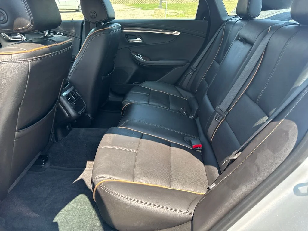 Used 2015 Silver Chevrolet LTZ image 26