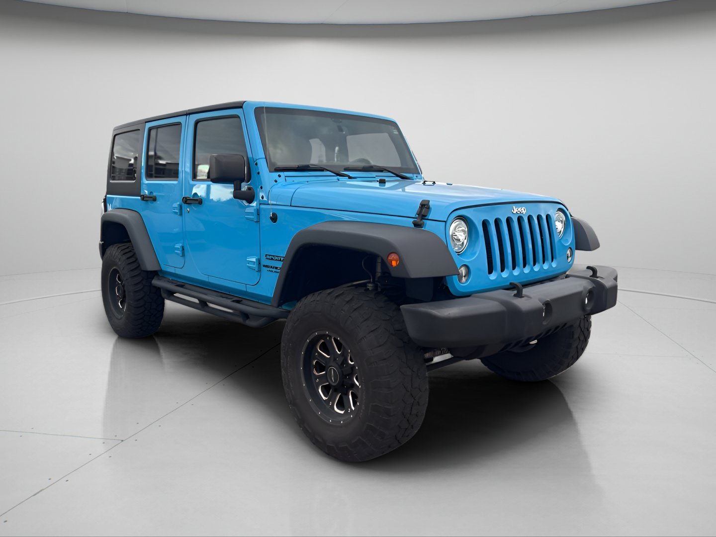 Certified Used 2017 Chief Clearcoat Jeep Unlimited Sport image 3