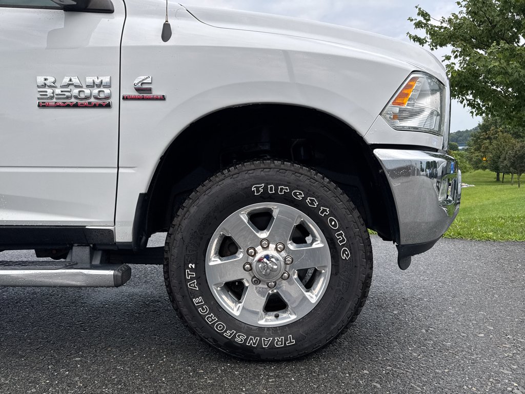 Used 2015 Bright White Clearcoat Ram Big Horn image 22
