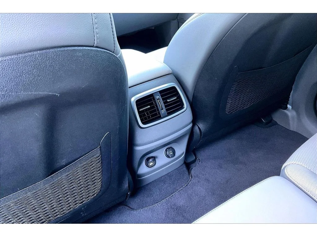 Used 2020 Imperial Blue Kia SX V6 image 35
