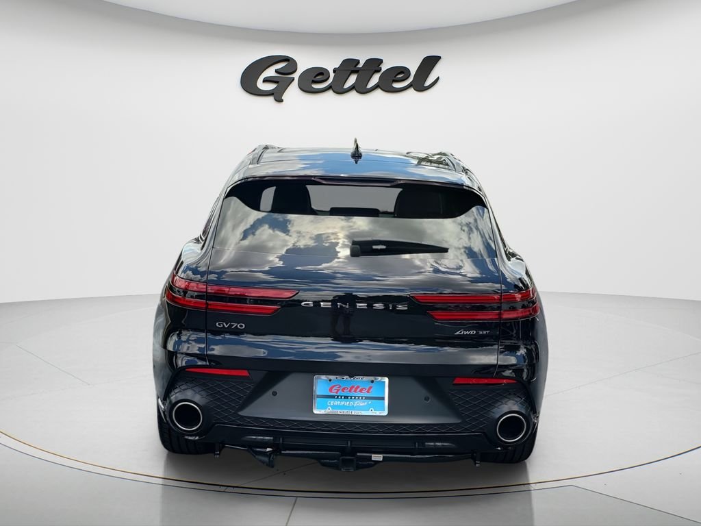 Used 2025 Black Genesis 3.5T Sport image 6
