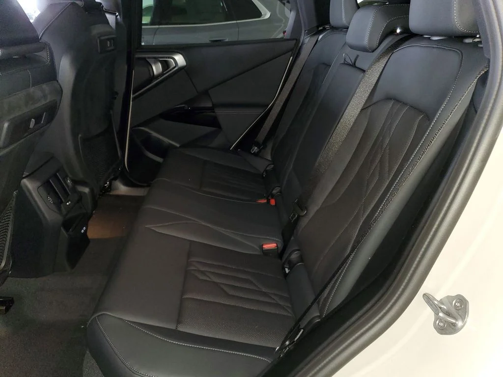 New 2026 Dune Grey Metallic BMW 30 xDrive image 11