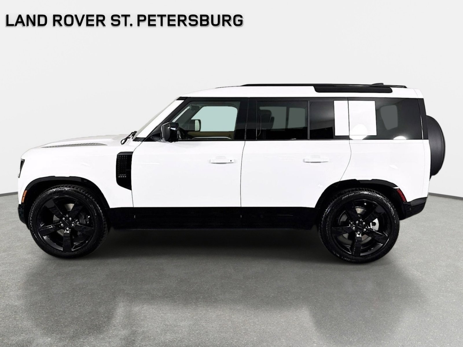 Used 2026 Fuji White Land Rover X-Dynamic SE image 8