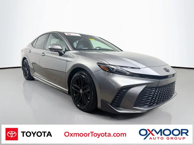 2026 Toyota Camry Hybrid SE