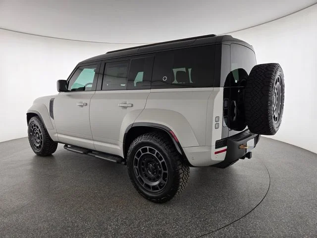 New 2026 Borasco Grey Land Rover OCTA image 16