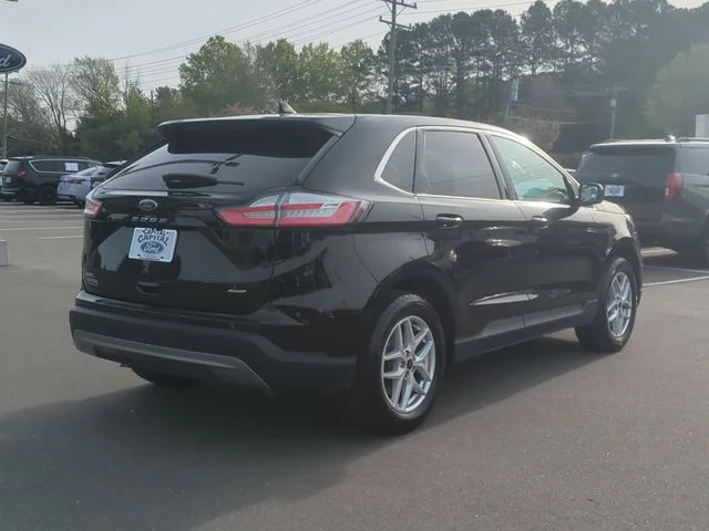 Used 2024 Black Ford SEL image 13