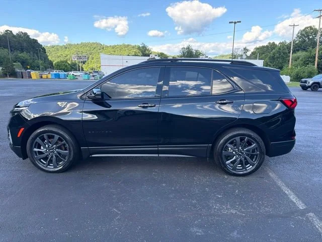 Used 2024 Mosaic Black Metallic Chevrolet RS image 10