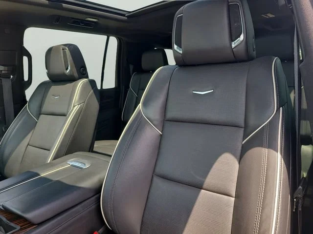 Used 2023 Black Raven Cadillac Premium Luxury image 20