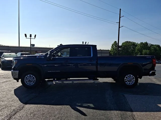 Used 2022 Blue GMC SLE image 5
