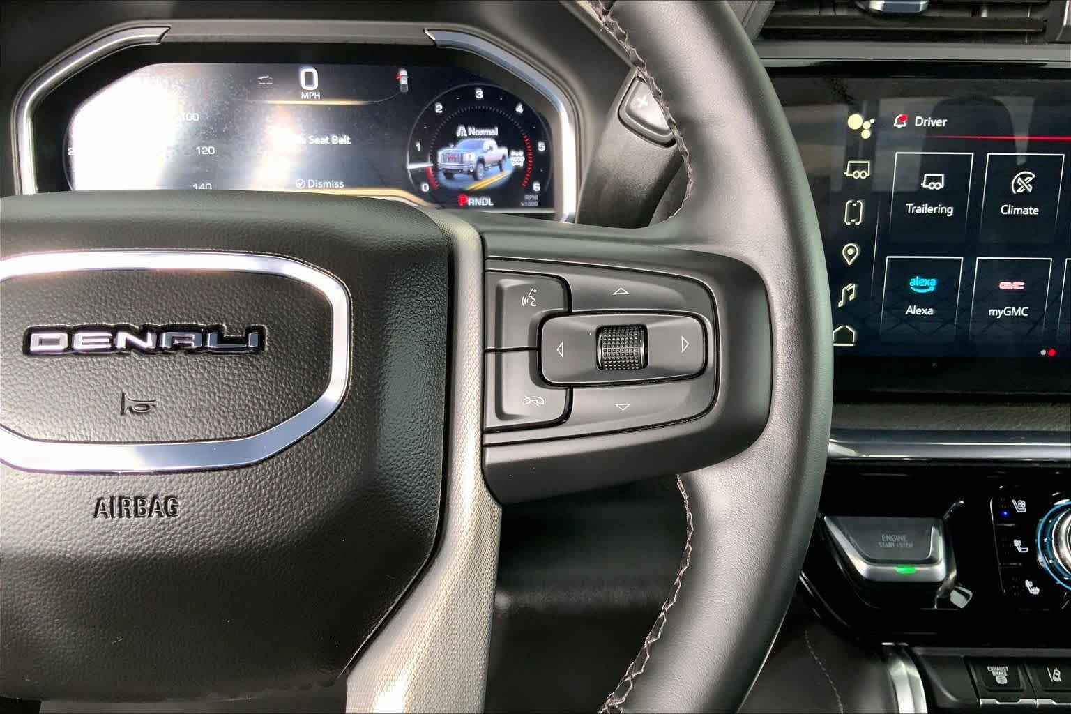 Used 2025 Onyx Black GMC Denali image 25