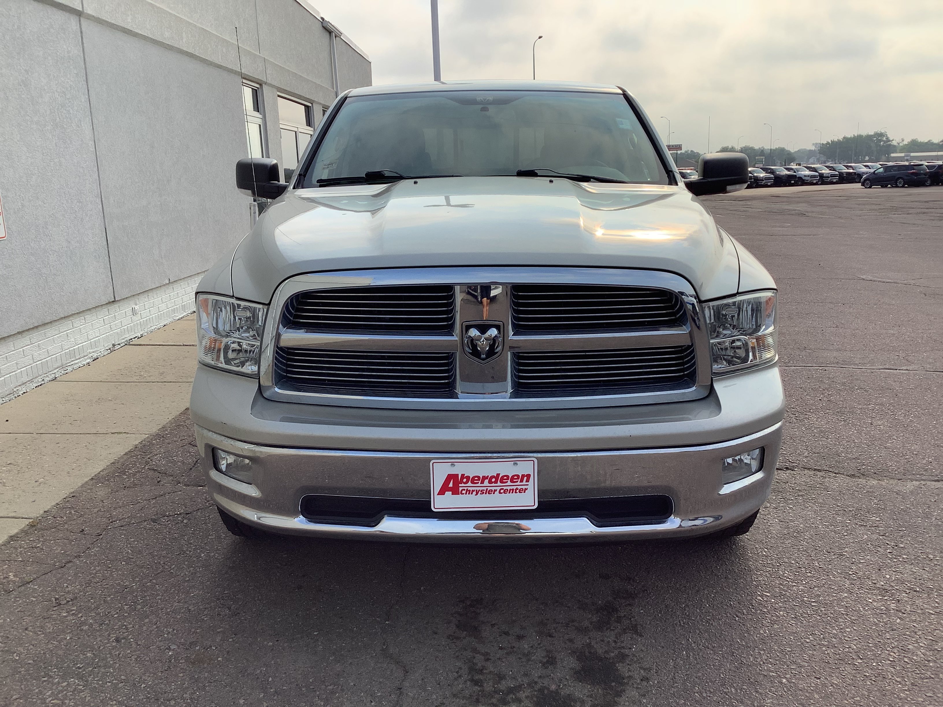 Used 2010 Gray Ram SLT image 3